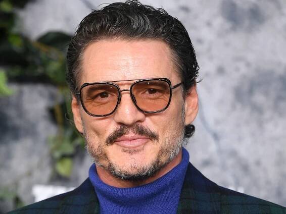 Pedro Pascal jokingly explains why he left his cousins' WhatsApp group: ‘I’m too famous!’