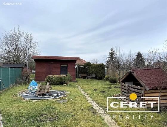 Zahrada v klidné části Žatce 305m2, 700 000 Kč