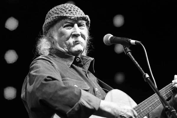 Crosby performs at a benefit in California in 2018