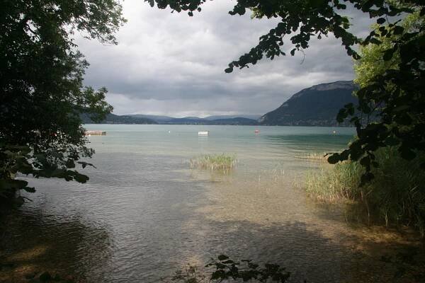 Annecy - Travel Guide