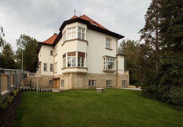 Realizováno – Villa Steinova – A.K.F.