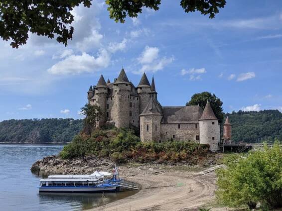 Château de Val – Corrèze / Cantal - Carnet de Juliette