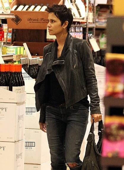Halle Berry se bude potřetí vdávat, zasnoubila se s bývalou láskou Kylie Minogue