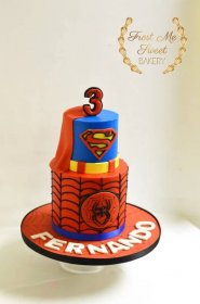 Spiderman cake.jpg