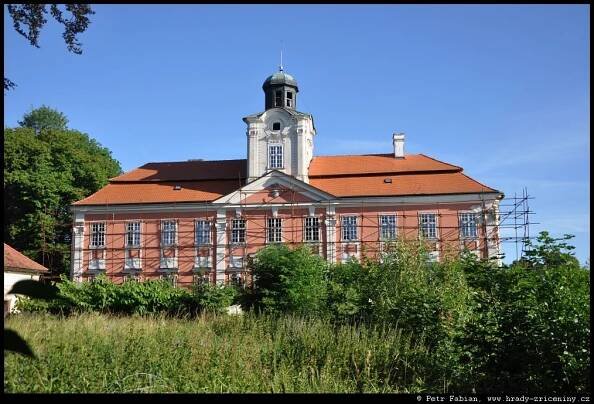 Hrady, tvrze, zámky a zříceniny – Fotografie z roku 2022 – 16.část / hrady-zriceniny.cz