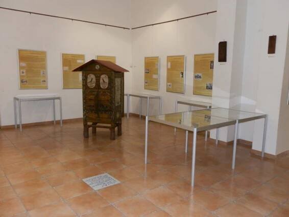 Chvála píli včel - výstava - Muzeum Turnov
