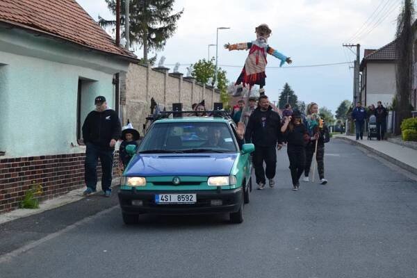 Čarodějnice v Horních Bučicích - Oficiální stránky obce Vrdy