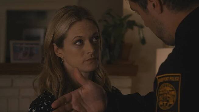 Slizoun Pete - The Turn - Z filmu - Marin Ireland