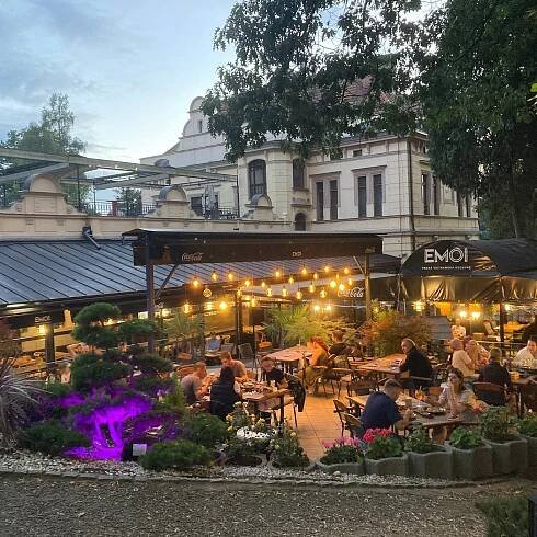 EMOI - PRAVÁ VIETNAMSKÁ RESTAURACE TURNOV - Restaurant Reviews, Photos & Phone Number - Tripadvisor