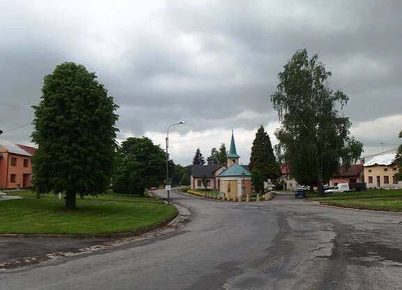 Soubor:Radkovy, náves (2).JPG