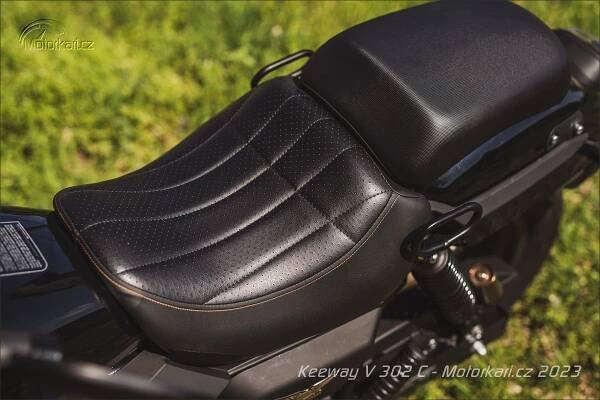 Keeway V302 C | Katalog motocyklů a motokatalog na Motorkáři.cz