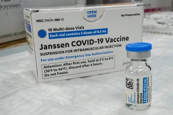 Reuters: Európska agentúra pre lieky zaradila medzi nežiaduce účinky vakcíny od Johnson & Johnson aj ďalšie závažné ochorenie-transverznú myelitídu - CZ24.NEWS