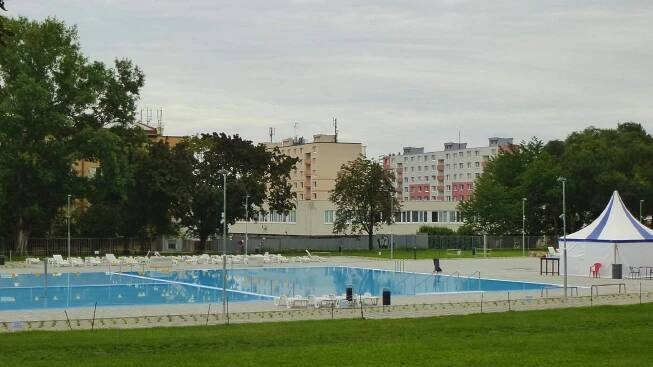 Koupaliště Dobrák Brno Královo pole – Vstupné, otevírací doba