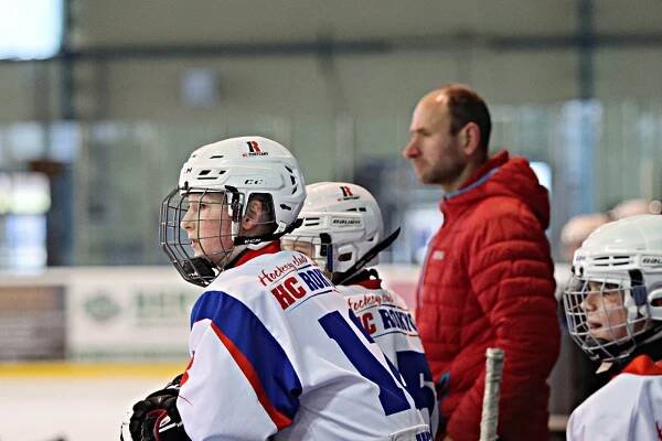 Mladší žáci HC Rokycany přetlačili Pilsen Wolves