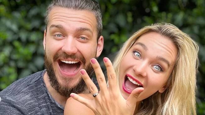 Herečka Barbora Mottlová se tajně vdala. Davida Plevu si vzala v Las Vegas
