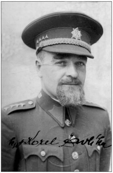 Soubor:Karel Pavlik 1900 1943.jpg – Wikipedie