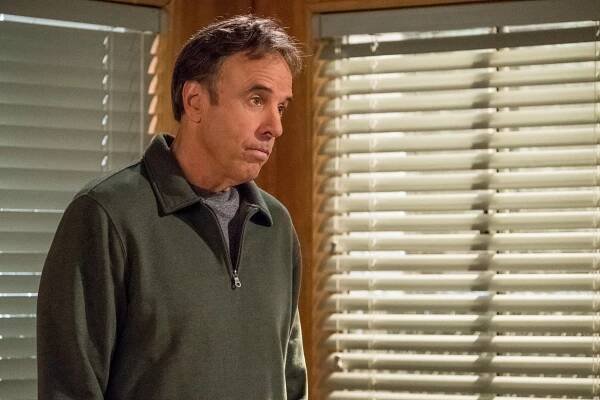 Man with a Plan - The Gunfight - Z filmu - Kevin Nealon