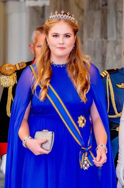 FOTO: Princezna Amalia si nenechala oslavu ujít. – stránka 10