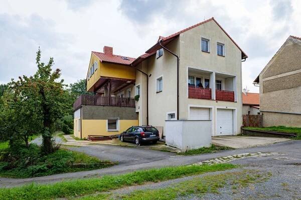 Prodej bytů, Sluštice | Mapio.cz