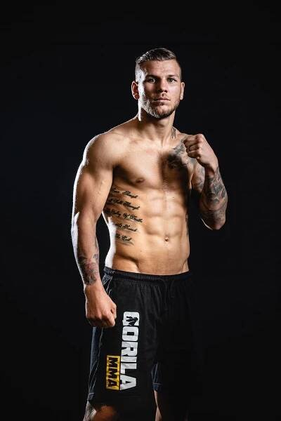 Už jsem v MMA, ale pořád věřím v karmu, říká bojovník Matouš Kohout