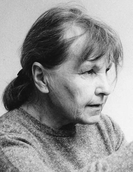 Zemřela sochařka Vlasta Prachatická