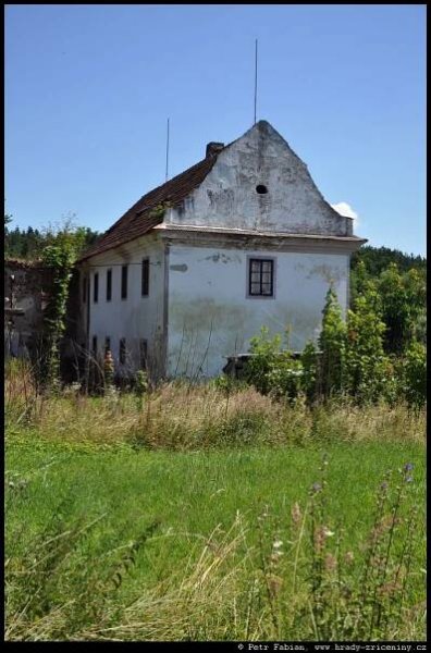 Srlín – fotografie / hrady-zriceniny.cz