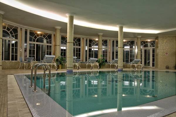 Hotel Esplanade SPA & Golf resort - Mariánské Lázně | Lázně Travel