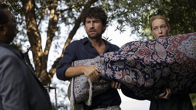 Alessandro Siani, Cristiana Capotondi - Succede anche nelle migliori famiglie - Z filmu