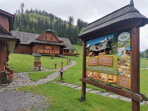 Šárka - výlet Adamík z Podťaté - Vrcholovka.cz