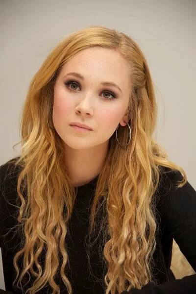 Juno Temple Workout Routine - Celebrity Sizes