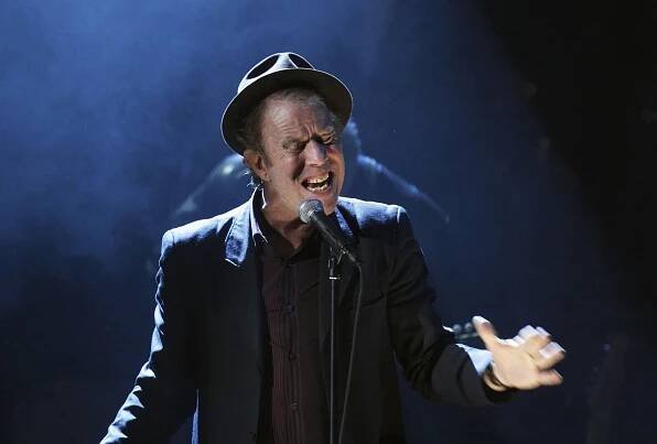 Písničkář Tom Waits je pracant s tajemnou image
