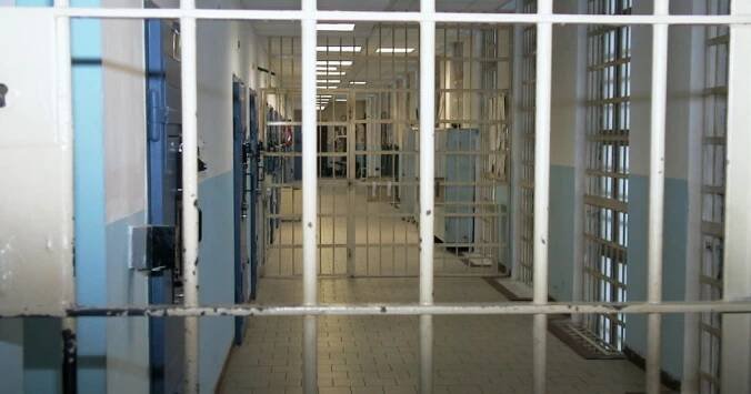 Krádeže a vraždy, vězení i podmínky. Podívejte se, jaké tresty a komu ukládá tuzemská justice