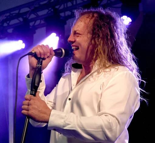 VIDEO: Rockový ples rozbouřil Slovanský dům v Olomouci