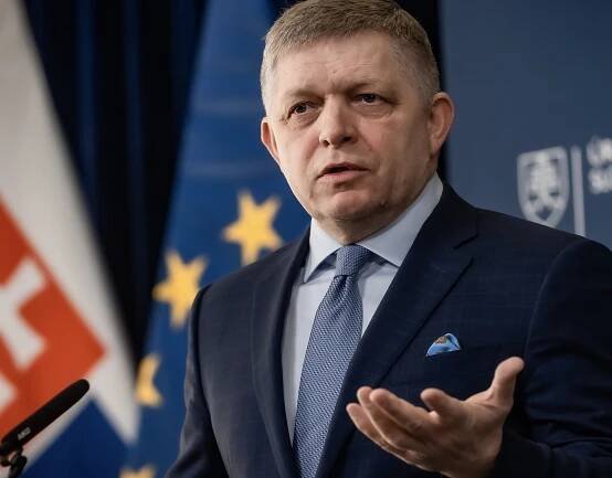 ROBERT FICO: SR MÁ V NAJBLIŽŠÍCH ROKOCH INÉ PRIORITY AKO ZBROJENIE!