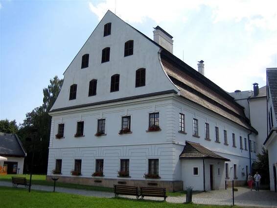 Muzeum papíru a nejstarší ruční papírna v Evropě