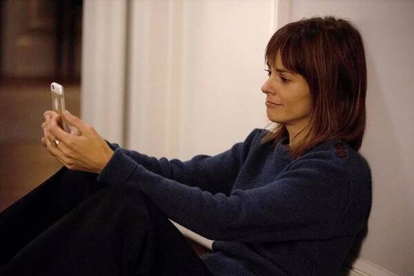 A Million Little Things - We're the Howards - Z filmu - Stephanie Szostak