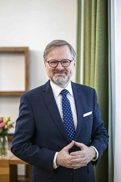 Premiér Fiala: Petr Pavel musí svoji minulost věrohodně vysvětlit