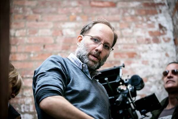 LOVE IS STRANGE, director Ira Sachs, on set, 2014. ph: Jeong Park/©Sony Pictures Classics/Courtesy Everett Collection