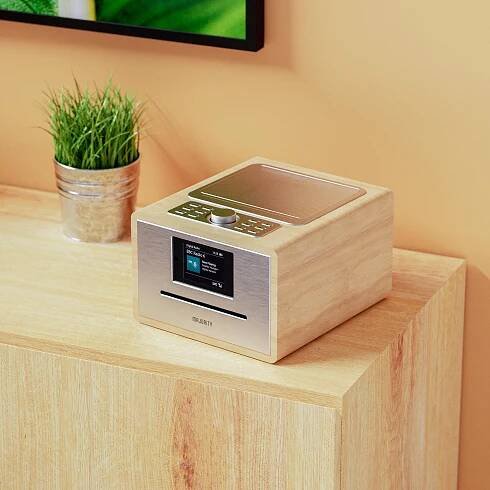 Majority Homerton 2 Oak, music system