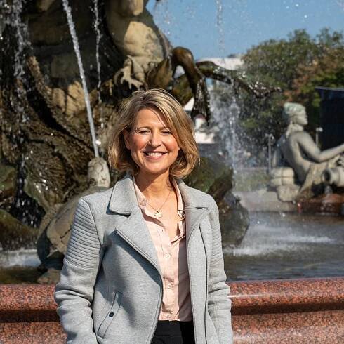 Season 8 - Samantha Brown's Places to Love