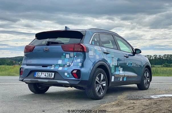 Kia Niro PHEV: nenápadný hybrid do zásuvky i rodiny | MOTORVIZE.cz