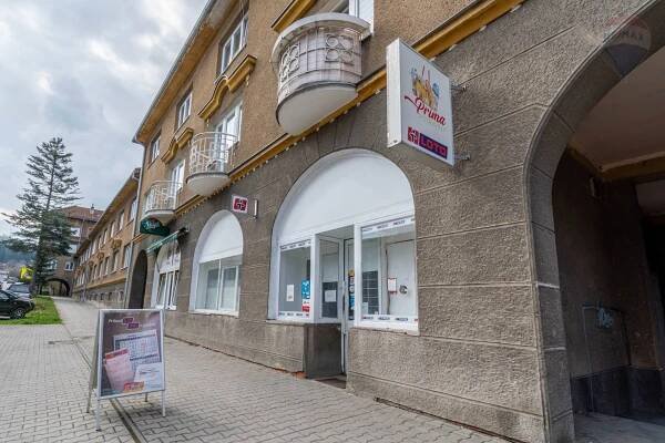  Predaj komerčného priestoru 83 m2, Handlová  -   