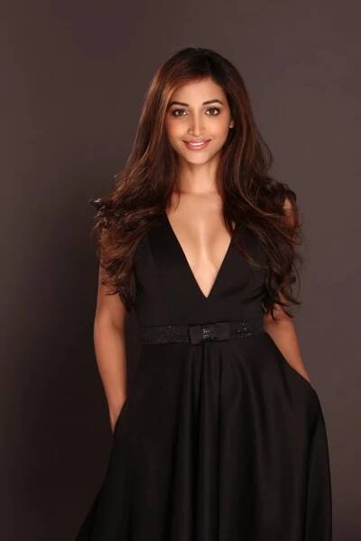 Srinidhi Shetty 112+ Beautiful photos, Wiki, Age, Biography, and Movies - Filmi tamasha