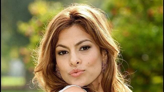 Sexbomba Eva Mendes má nového slavného milence. Víme, kdo to je - Super.cz
