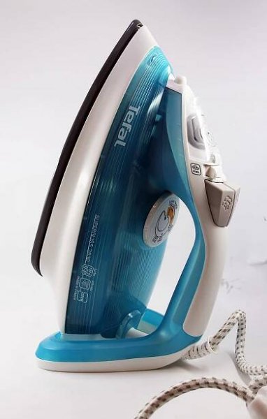 Žehlička: Tefal FV3830 Supergliss
