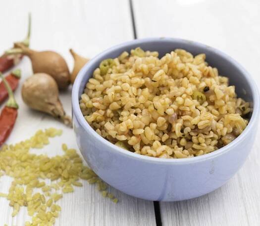 Čo je bulgur a prečo ho jesť? Je chutný, výživný a jednoduchý na prípravu!