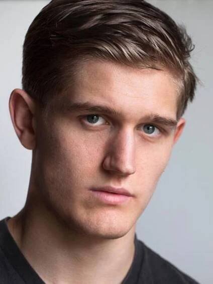 Adam Hugill Wiki, Height, Age, Girlfriend, Family, Biography & More