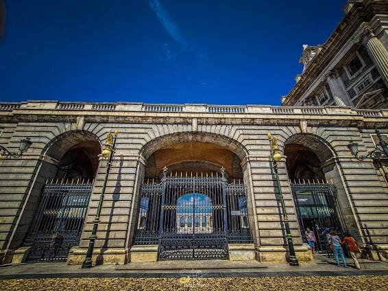 Visita guiada por Madrid con la experta historiadora María José Canser