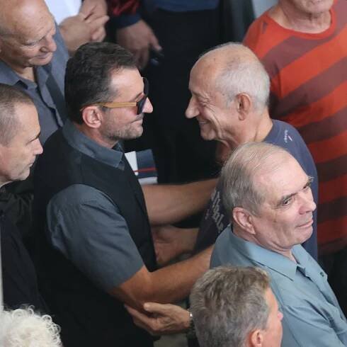 Pohřeb Františka Kollmana (†76): S „Havlovým samurajem“ se přišli rozloučit Vetchý či Osička