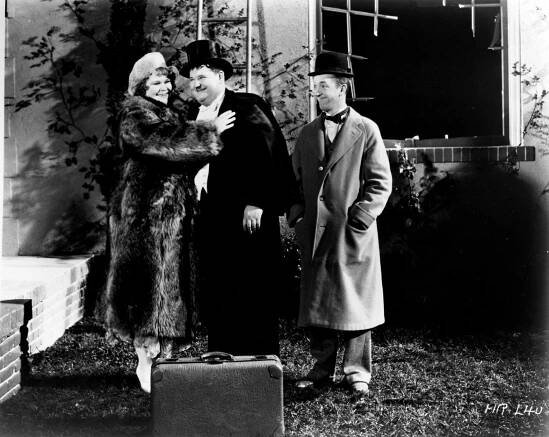 Laurel a Hardy se žení (1931)